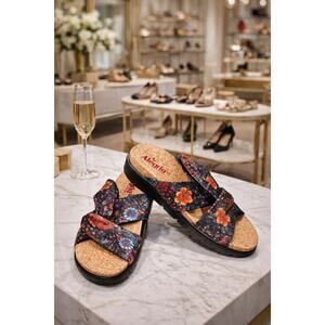 Alegria by PG Lite Floral Cork Footbed Criss Cross Comfort Sandals 38 / 8 Fun